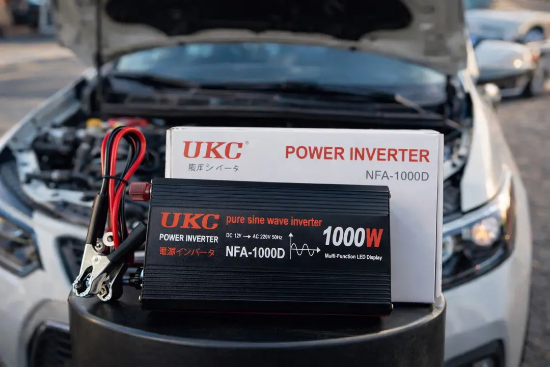 Перетворювач напруги 12V-220V UKC 1000 Вт з чистою синусоїдою / автомобільний інвертор 12 В 220 В з цифровим дисплеєм та USB виходом