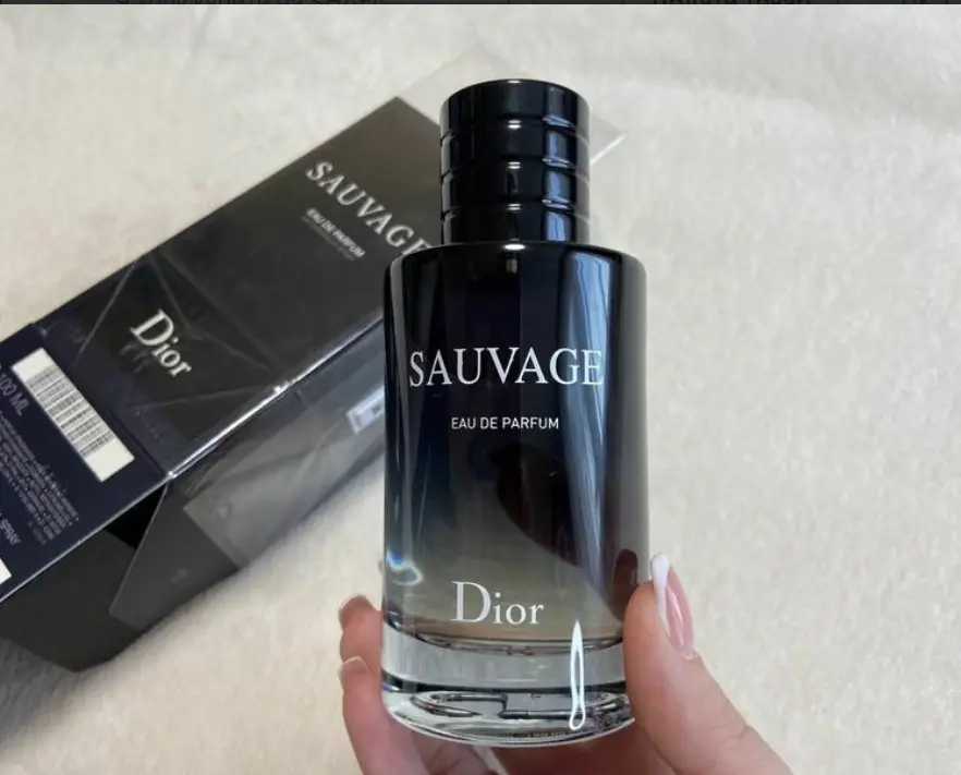 Духи Christian Dior Sauvage Parfum 2019 для чоловіків - parfum 100 ml
